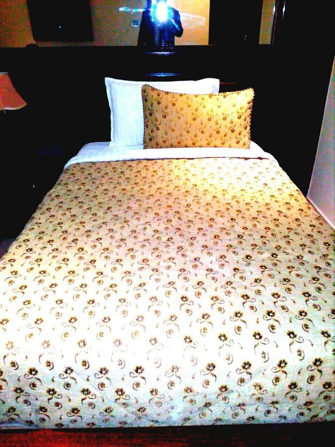 Bling Hotel International Multan Exterior foto